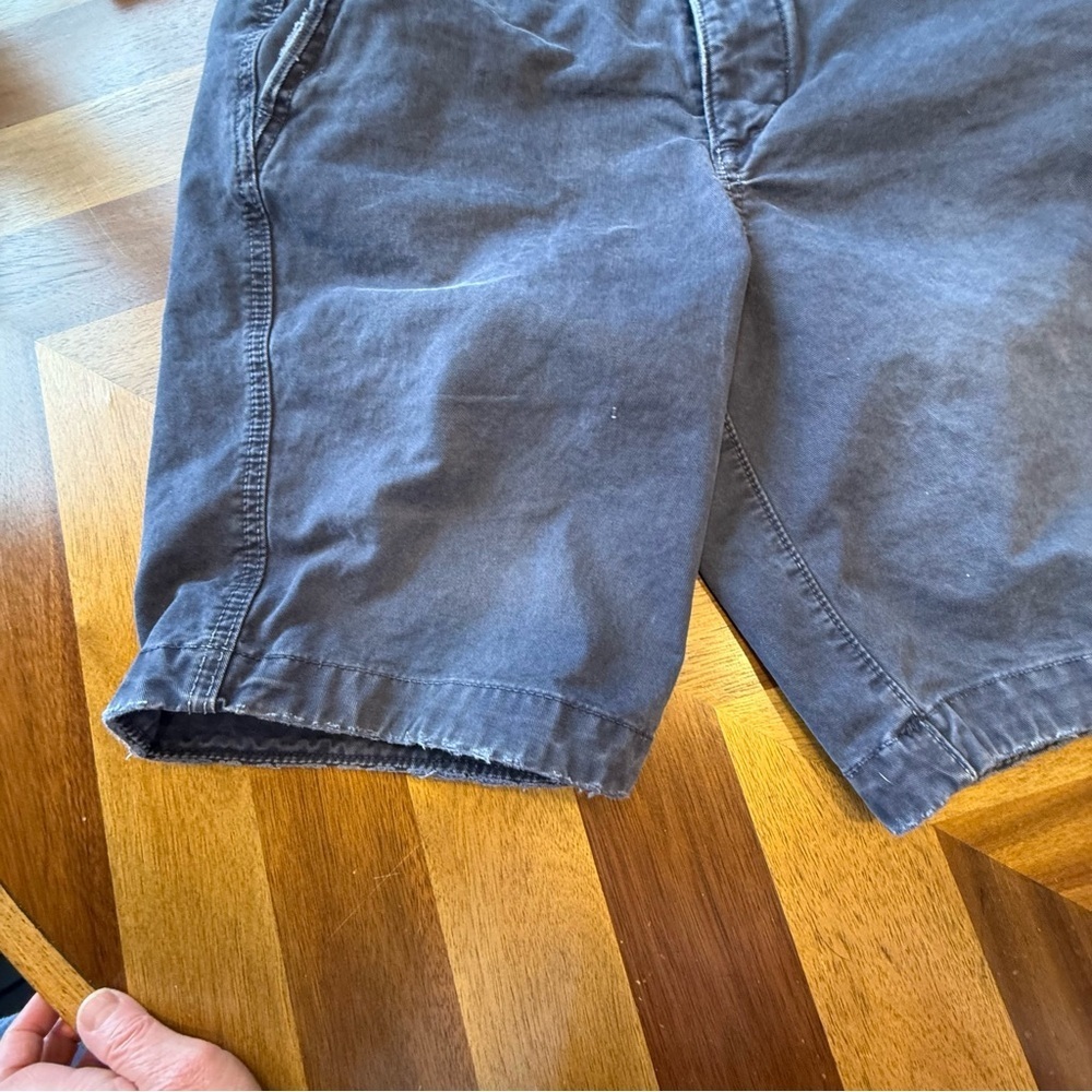 Abercrombie & Fitch Men's Blue Flat Front Shorts with belt vintage - Picture 4 of 9